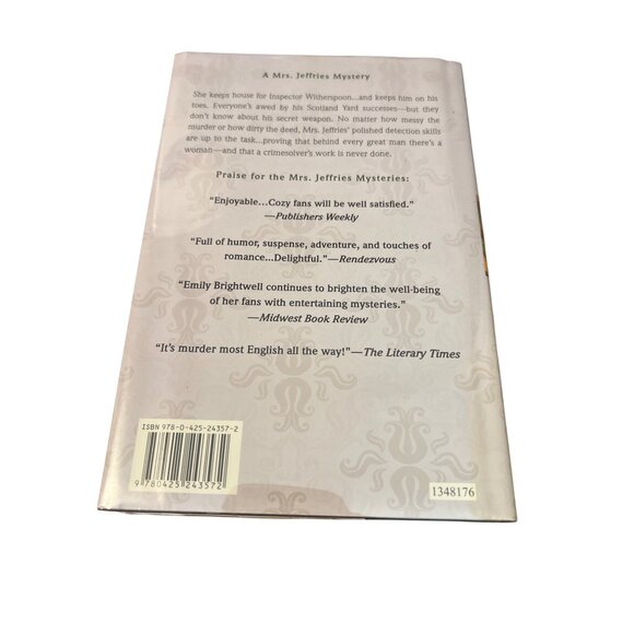 Mrs. Jeffries The Mistletoe Mix-Up Emily Brightwell Hardcover Victorian Mystery - Picture 2 of 3